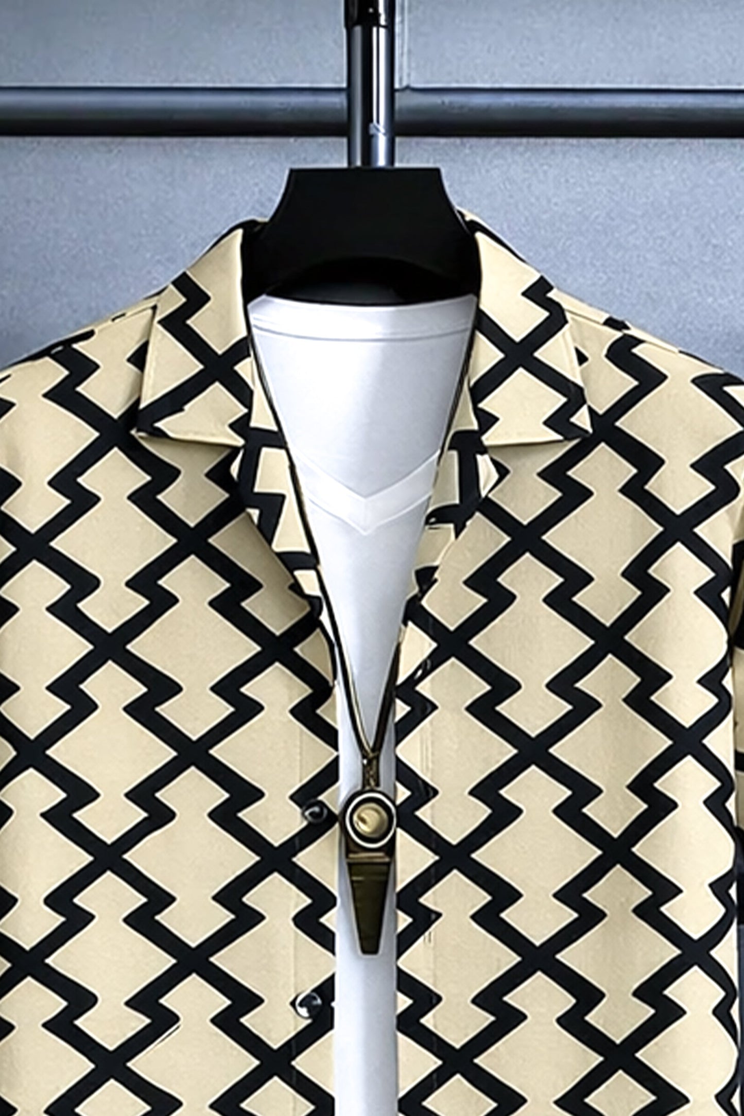 Classy Z Pattern Men's Casual Half Sleeve Shirt and Full Pant Set - XPCRDF